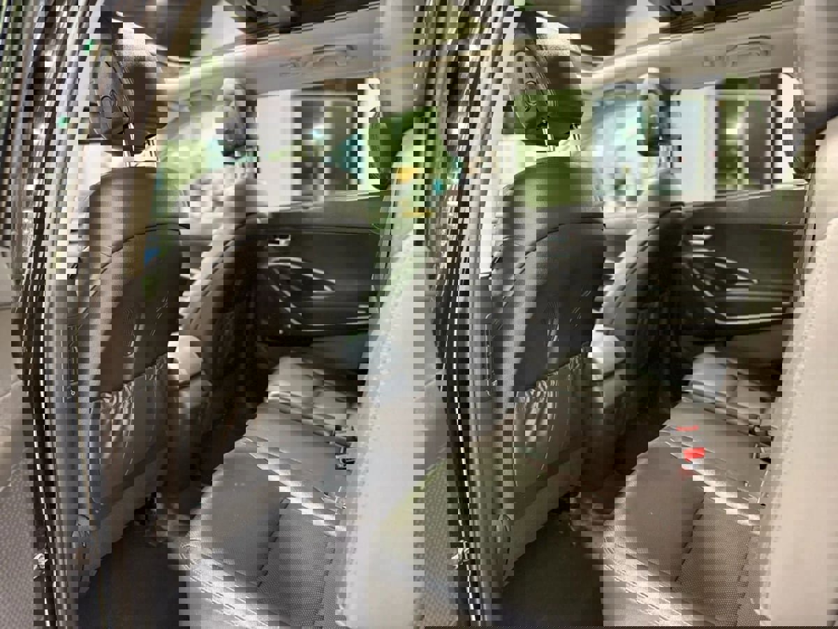 Used 2017 Hyundai Santa Fe SE w/ SE Ultimate Tech Package 03 image 33