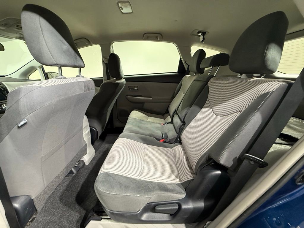 Used 2015 Toyota Prius V Three image 18