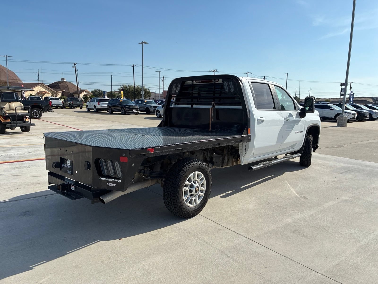 Used 2025 Chevrolet Silverado 2500 LT w/ Convenience Package AWD/4WD image 3