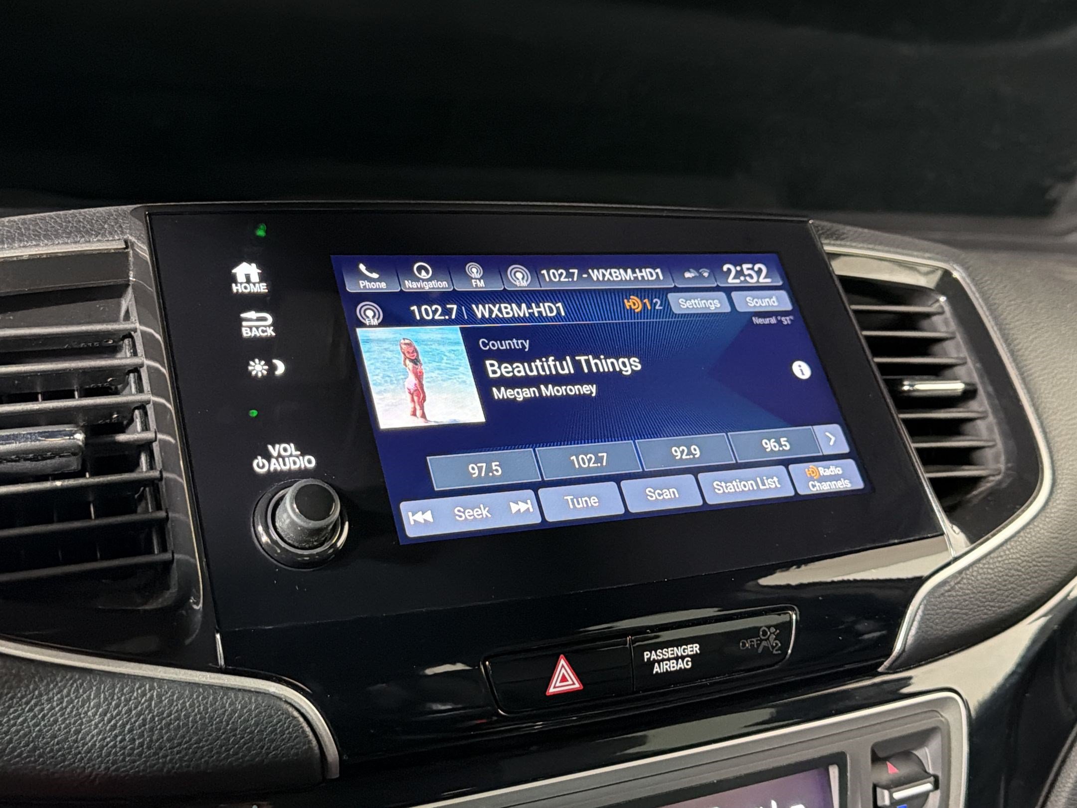 Used 2021 Honda Passport Touring image 23