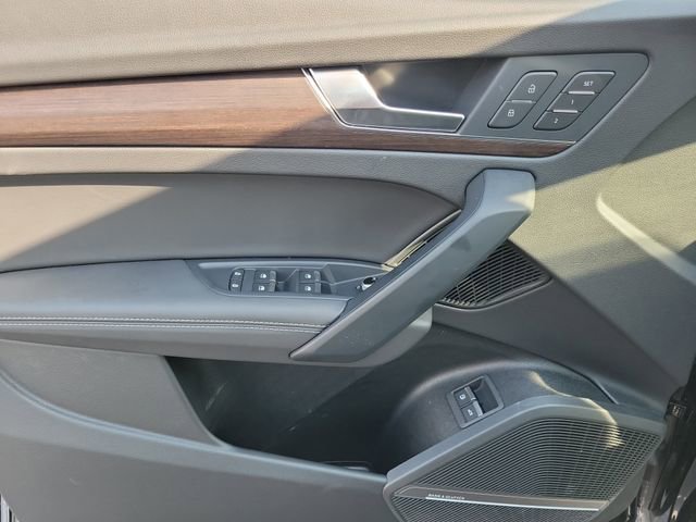 Used 2024 Audi Q5 e Premium Plus w/ Premium Plus Package image 20