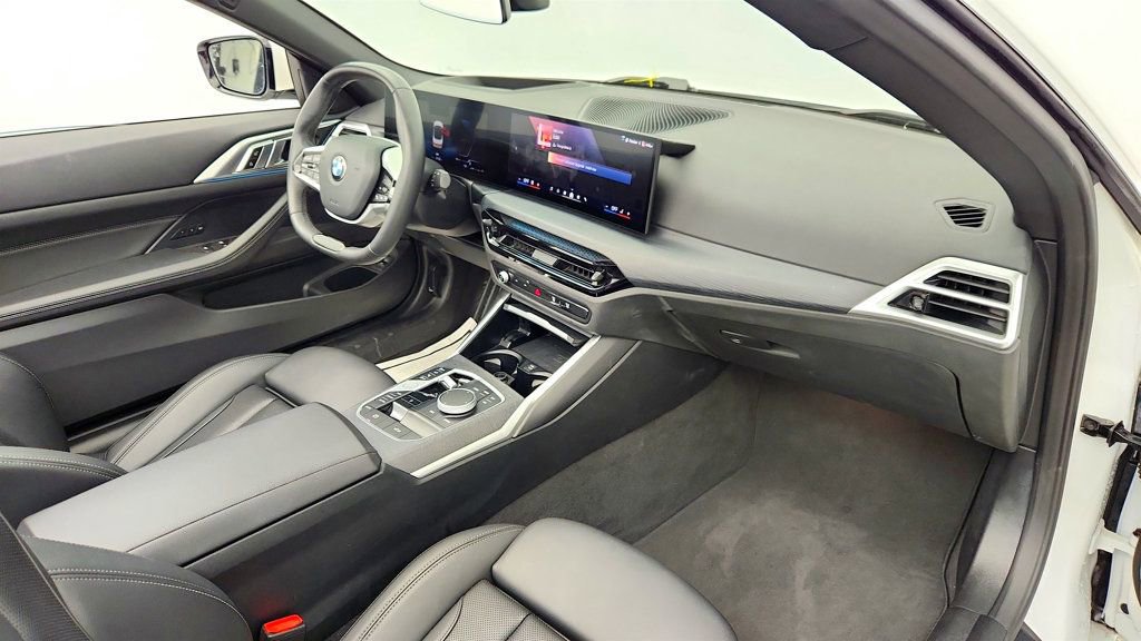Used 2025 BMW 430i 430i Convertible with Premium image 25