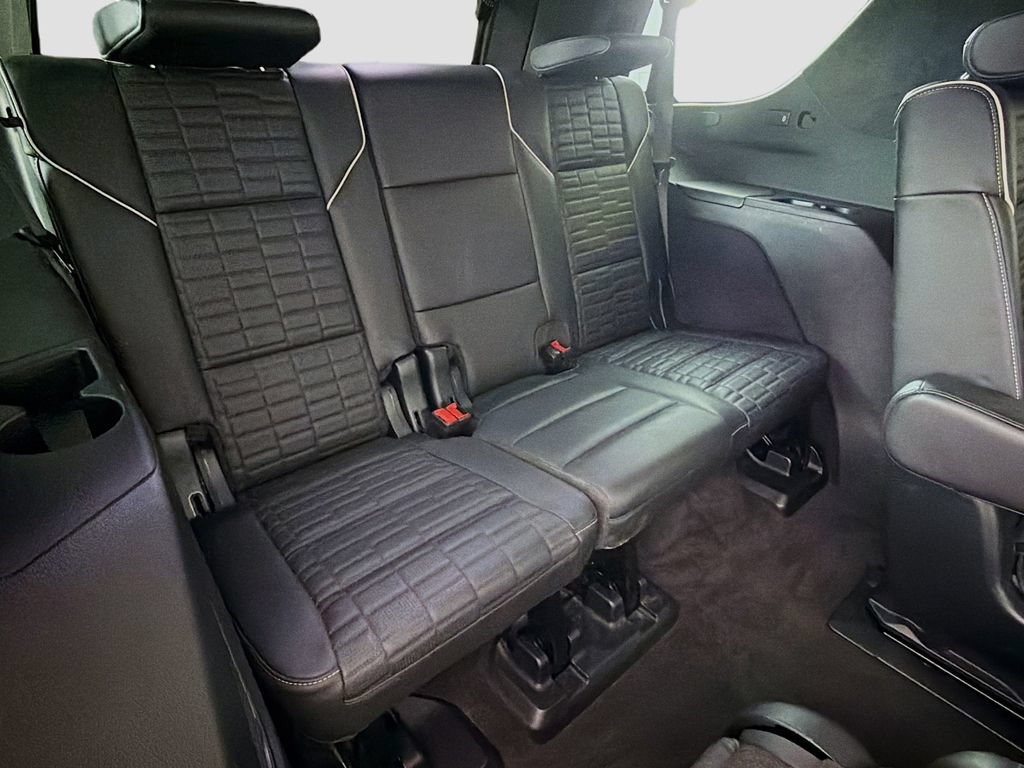 Used 2023 Cadillac Escalade Sport Platinum w/ LPO, ONYX Package AWD/4WD image 33