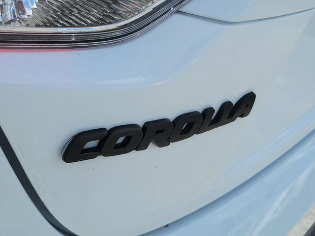 Used 2023 Toyota Corolla LE FWD image 6