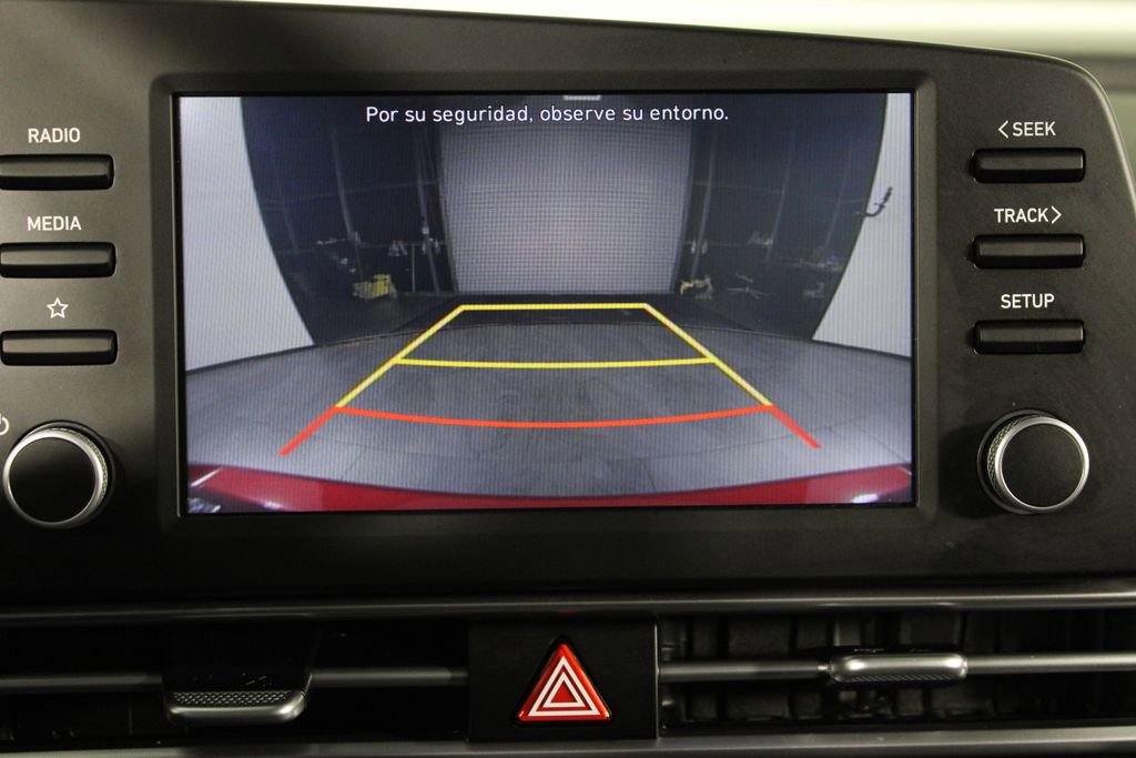 Used 2023 Hyundai Elantra SE FWD image 29