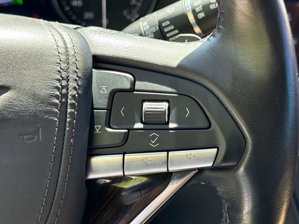 Used 2021 Cadillac XT6 Premium Luxury w/ Platinum Package FWD image 27