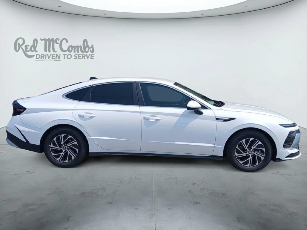 New 2026 Hyundai Sonata Blue FWD image 6