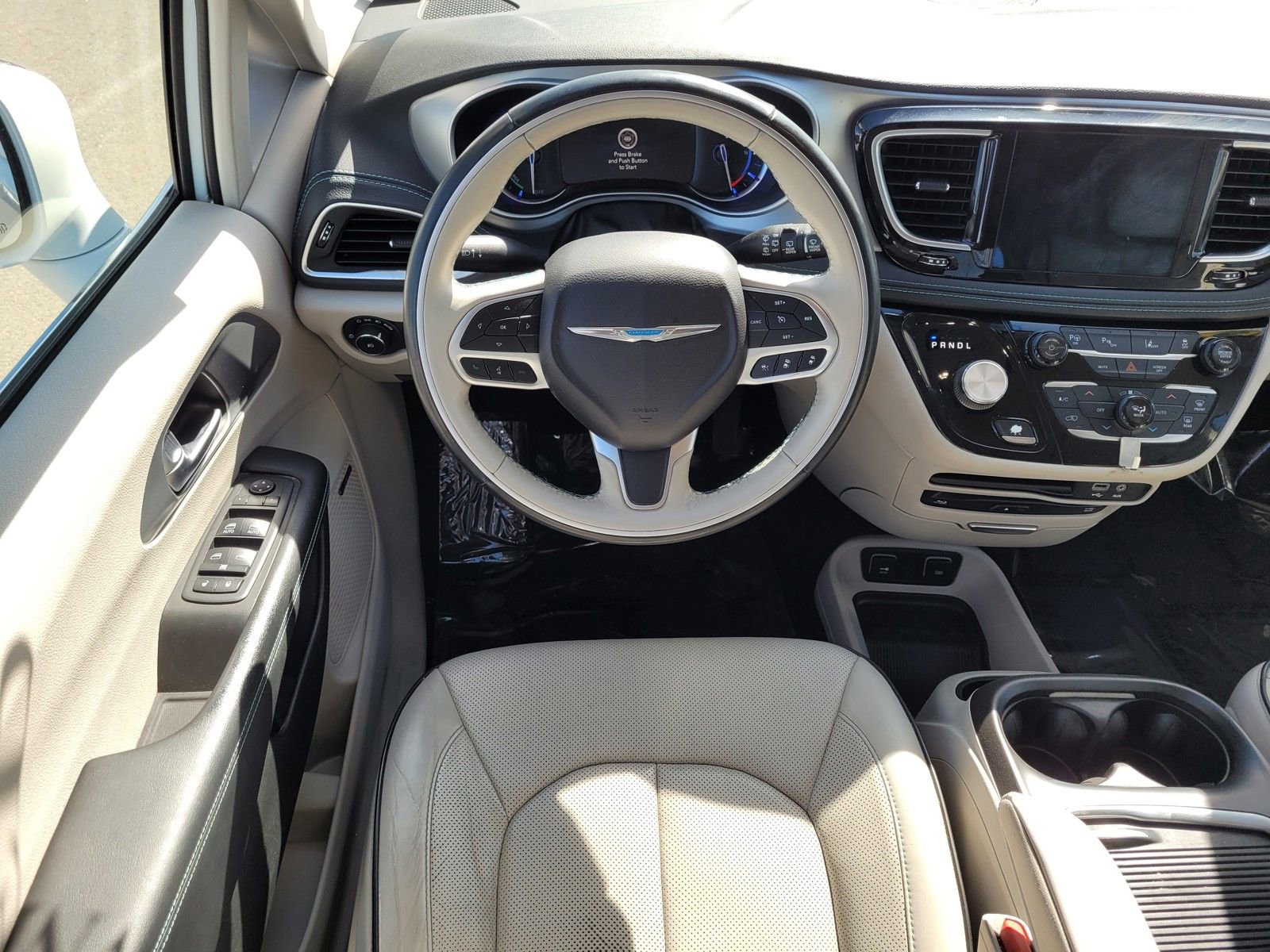 Used 2018 Chrysler Pacifica Limited w/ Advanced Safetytec Group image 15