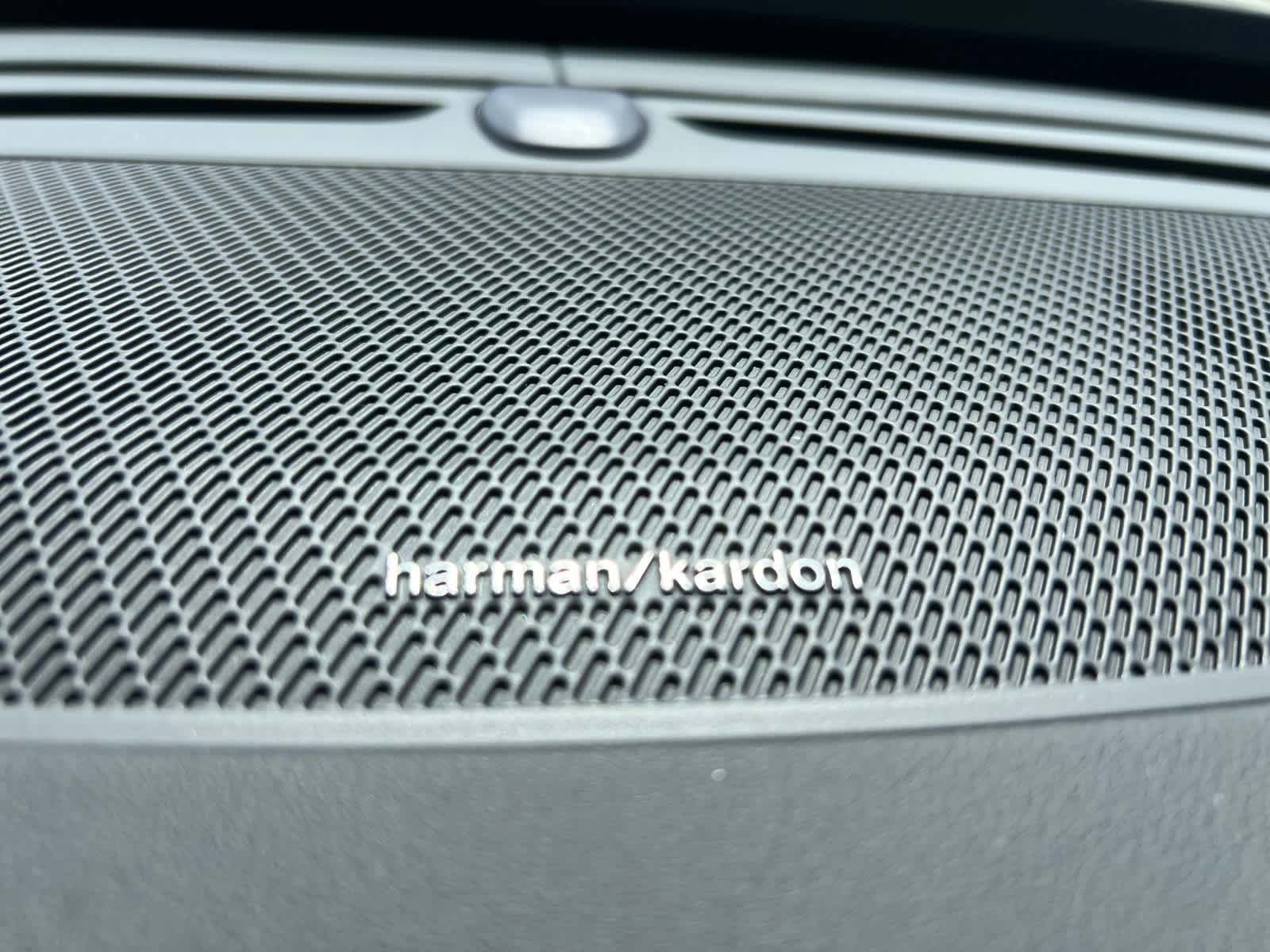New 2026 Volvo XC90 B6 Ultra w/ Protection Package Premier image 23