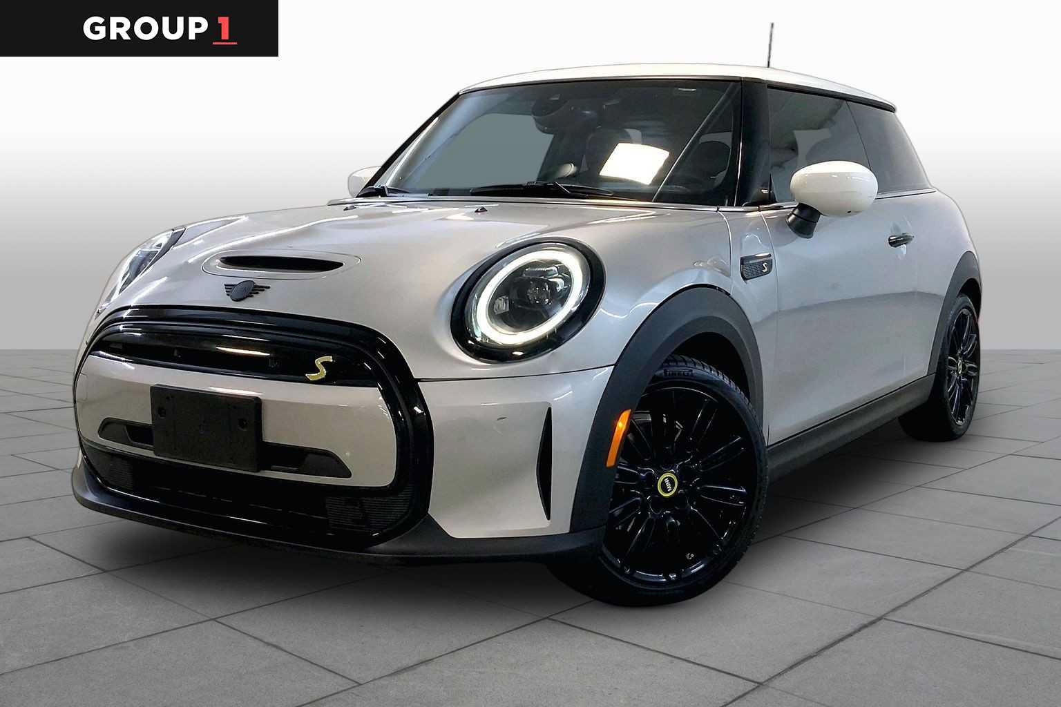 Used 2024 MINI Cooper SE w/ Signature Upholstery Package