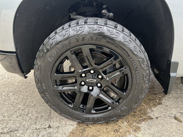 Used 2023 Chevrolet Silverado 1500 LT Trail Boss w/ LPO, Dark Essentials Package AWD/4WD image 33