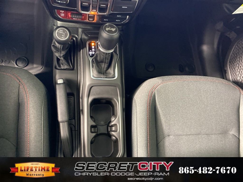 New 2026 Jeep Wrangler Unlimited Rubicon w/ Steel Bumper Group image 25