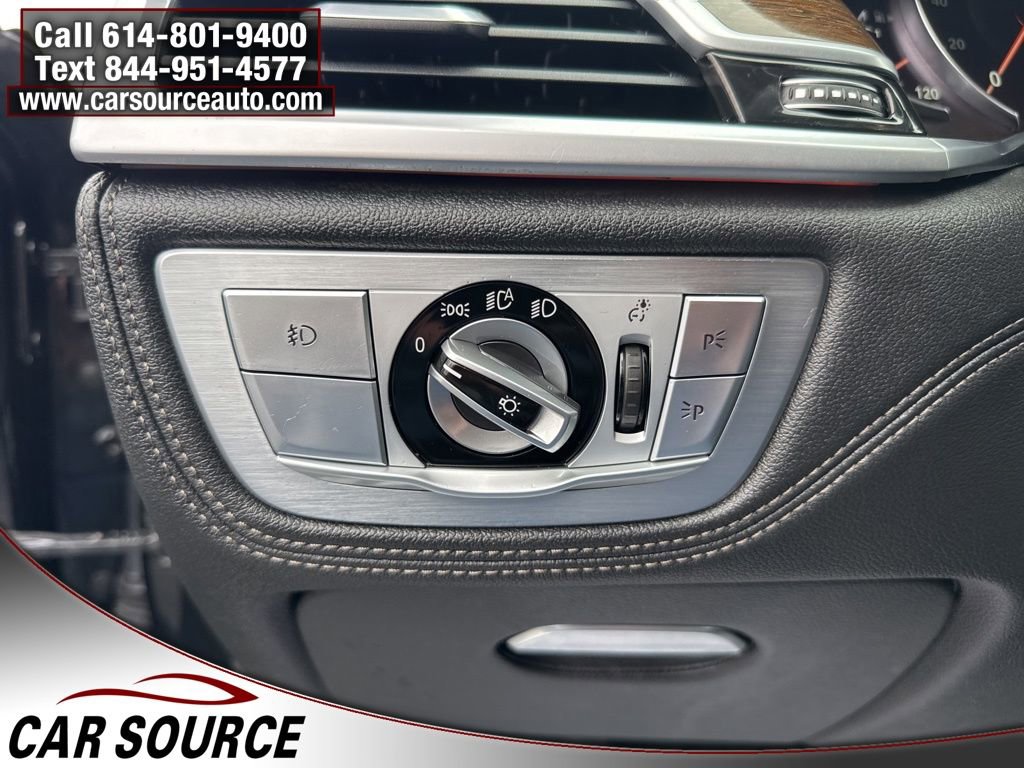 Used 2018 BMW 750i xDrive image 21