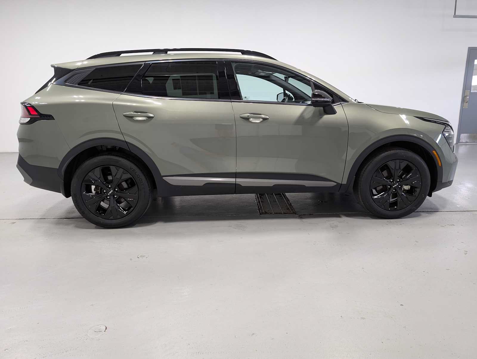 Certified 2024 Kia Sportage X-Line w/ X-Line Premium Package AWD/4WD image 7
