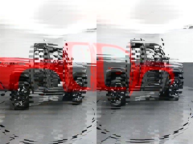 Used 2023 Nissan Frontier PRO-4X w/ Technology Package image 29