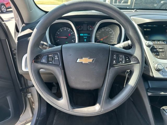Used 2017 Chevrolet Equinox LS image 18