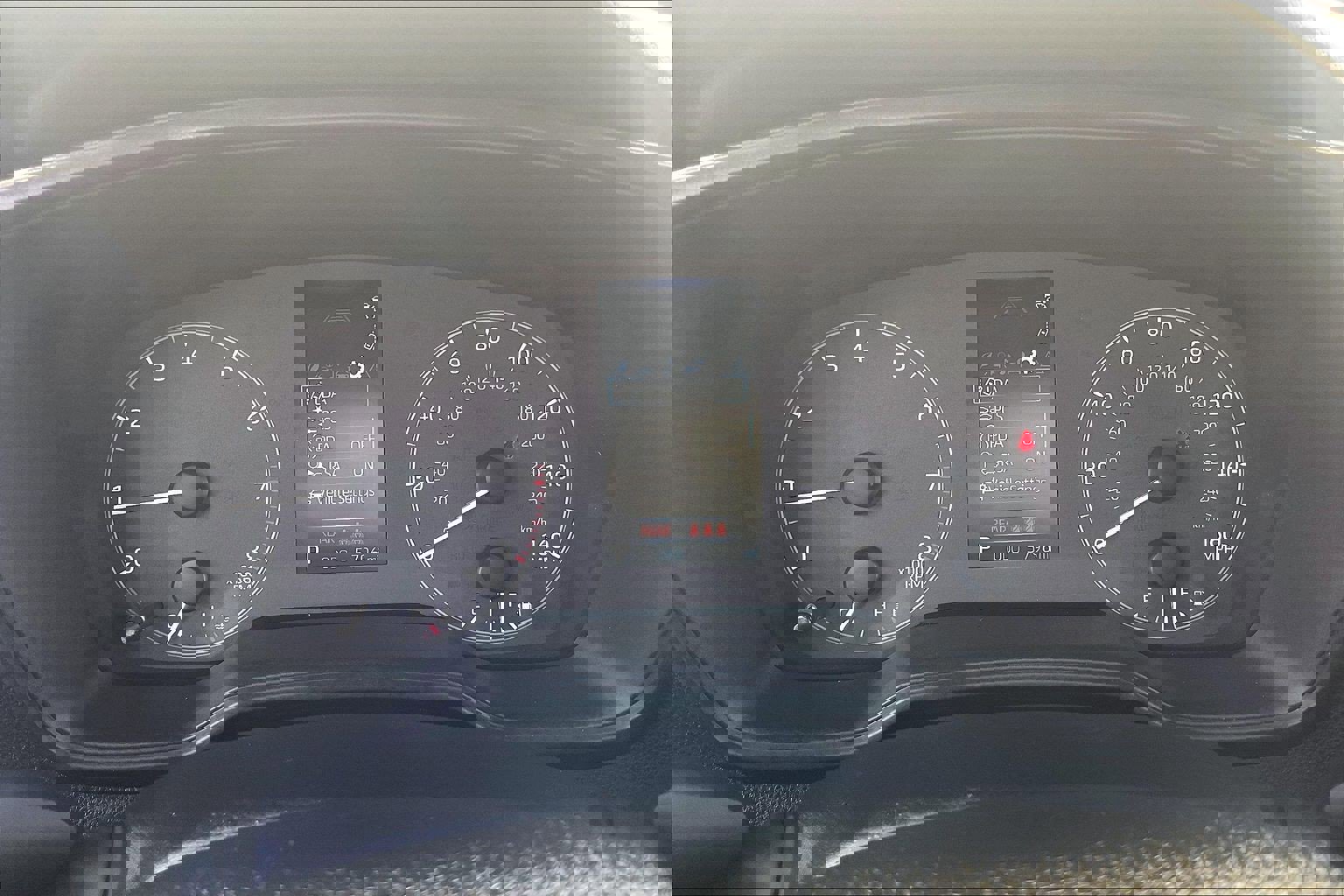 Used 2025 Toyota Corolla LE image 25