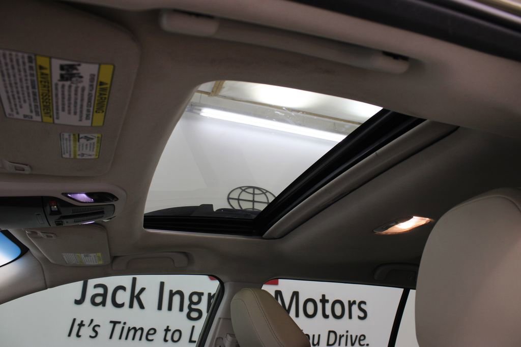 Used 2022 Subaru Outback Limited AWD/4WD image 30