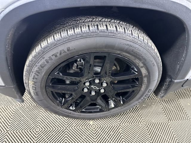 Used 2020 Chevrolet Traverse LS w/ LPO, Blackout Package image 10