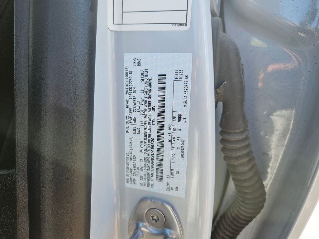 Used 2025 Ford Escape Active AWD/4WD image 30