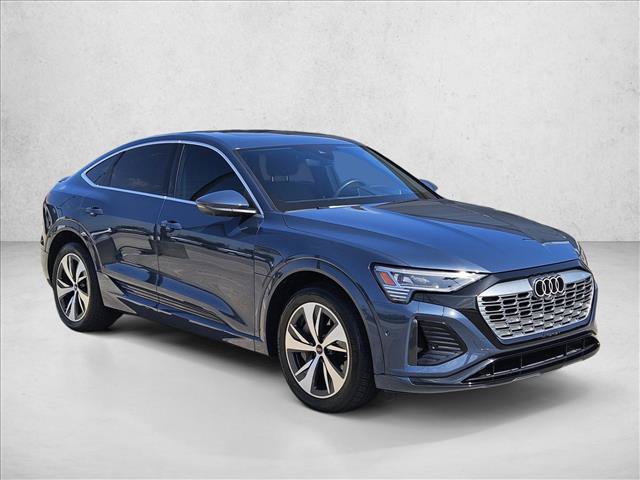 Used 2024 Audi Q8 e-tron Prestige AWD/4WD image 3