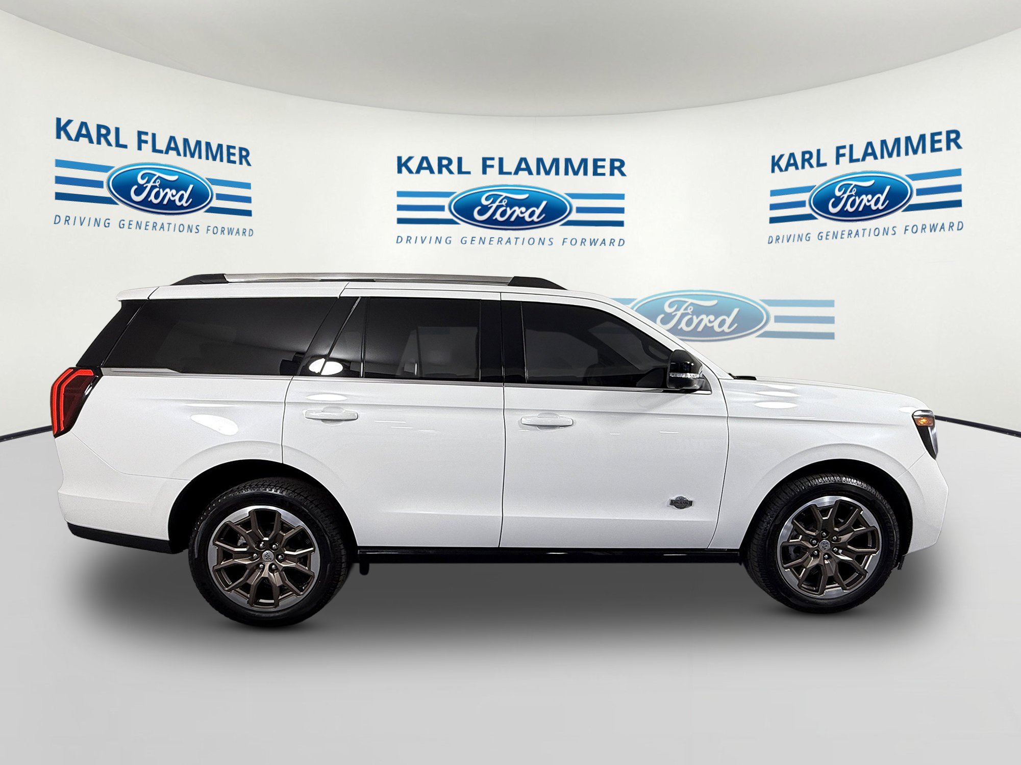 Certified 2025 Ford Expedition King Ranch AWD/4WD image 2