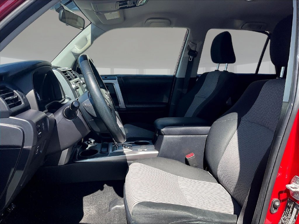 Used 2019 Toyota 4Runner SR5 AWD/4WD image 20