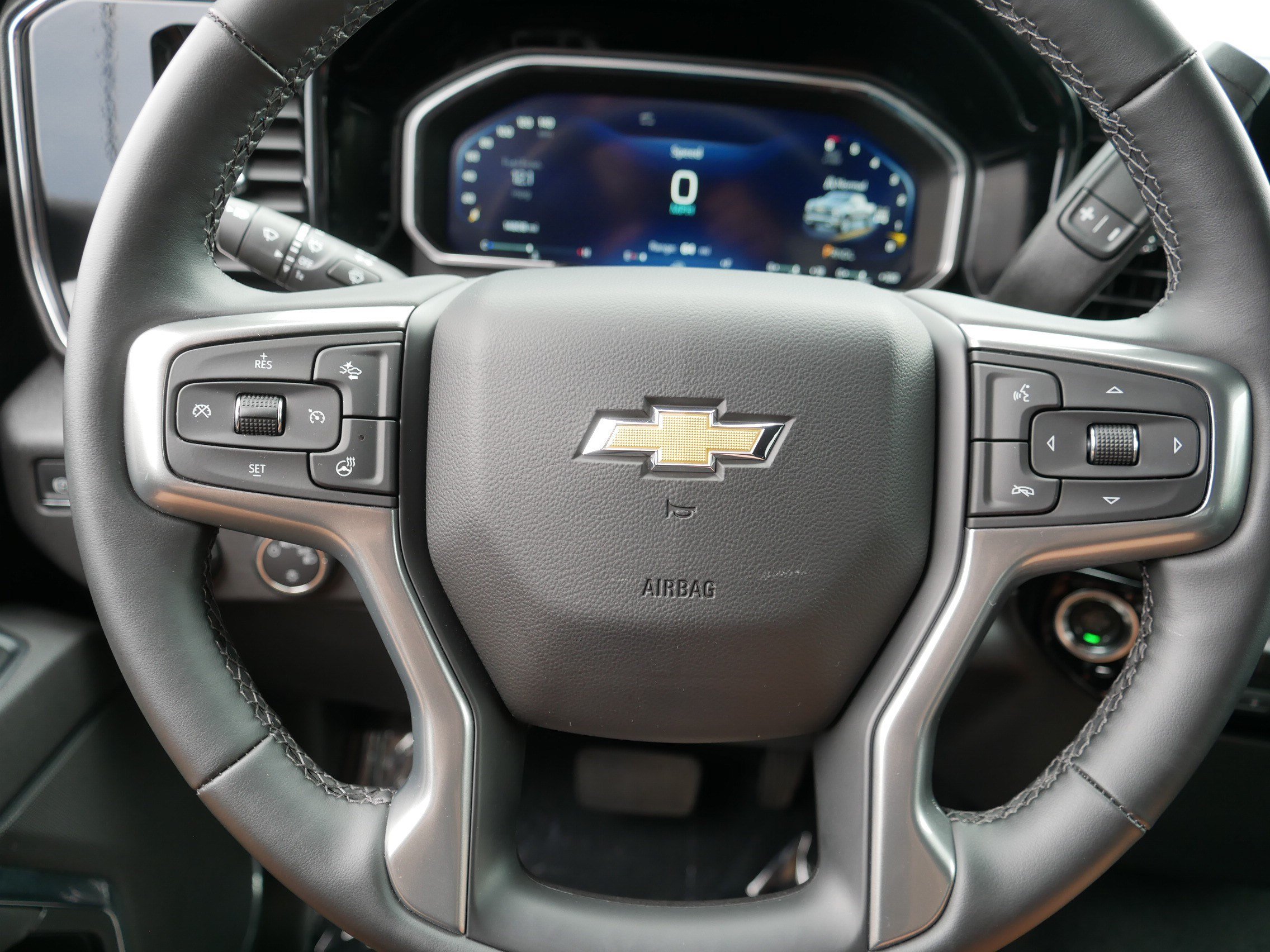 Certified 2026 Chevrolet Silverado 1500 LT AWD/4WD image 25