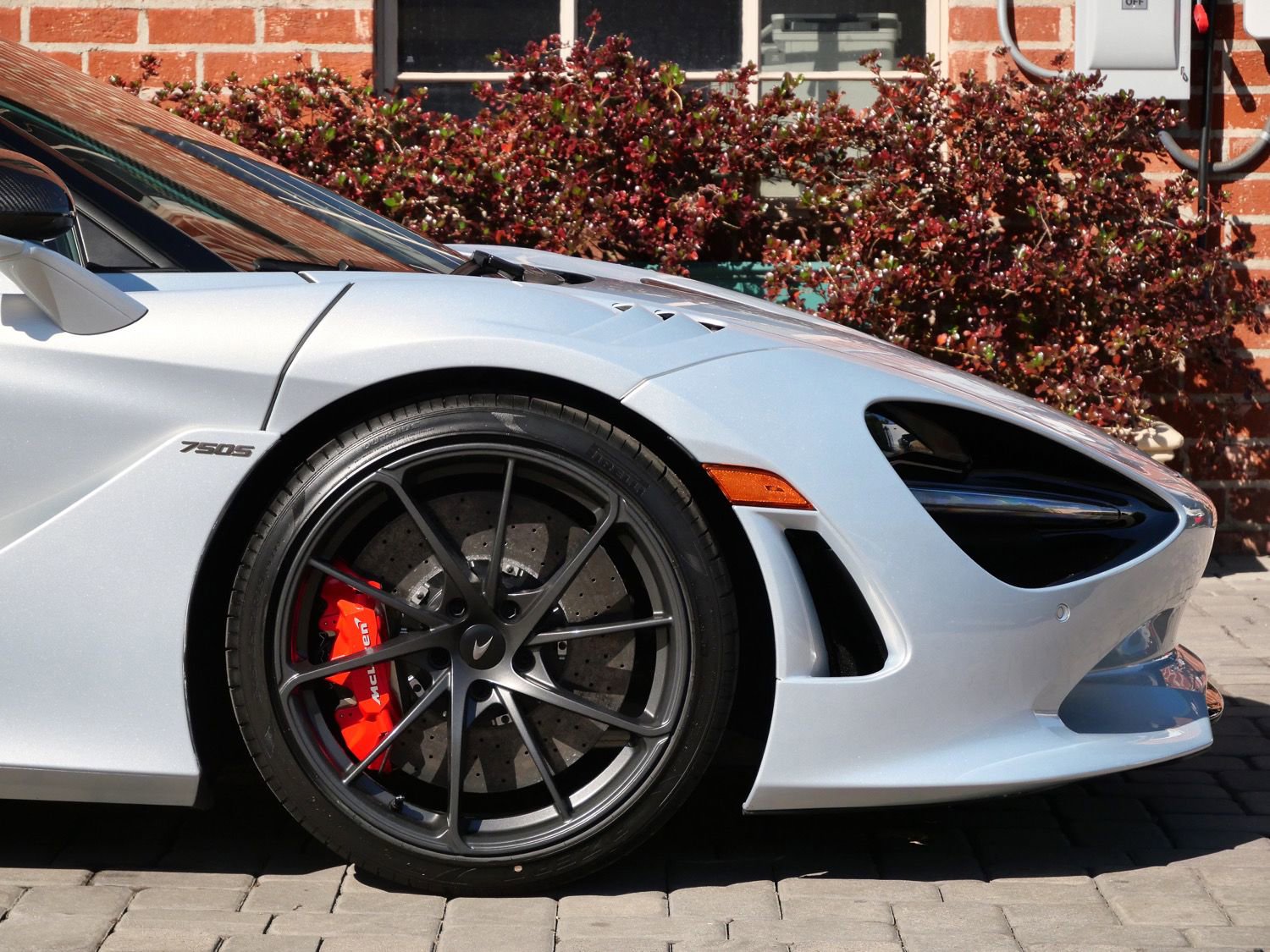 New 2026 McLaren 750S image 6