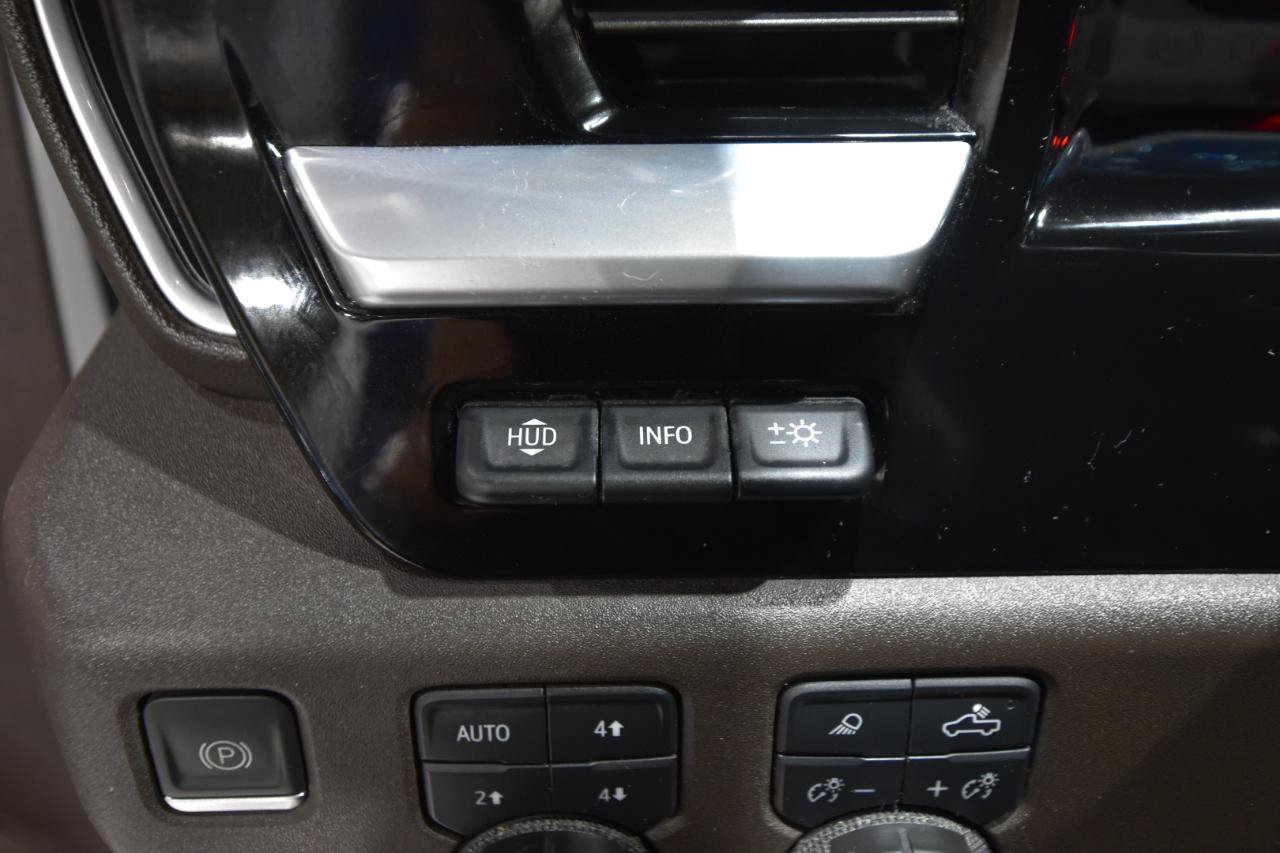 Used 2022 Chevrolet Silverado 1500 LTZ w/ LTZ Premium Package AWD/4WD image 18