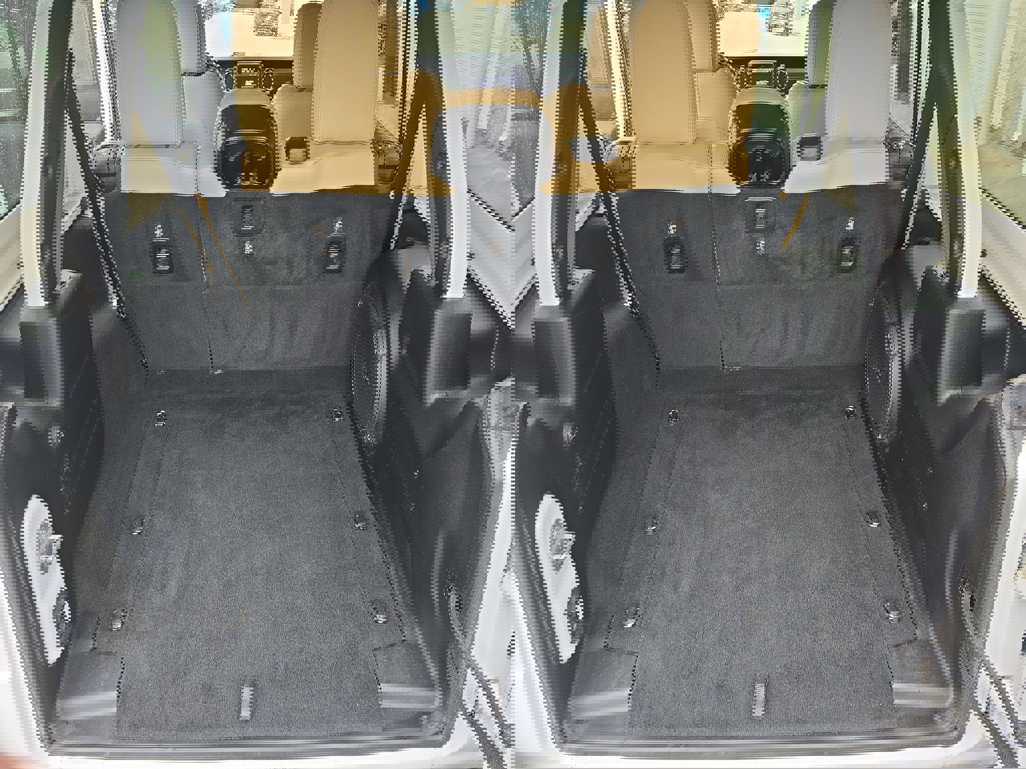 Used 2019 Jeep Wrangler Unlimited Sahara image 14