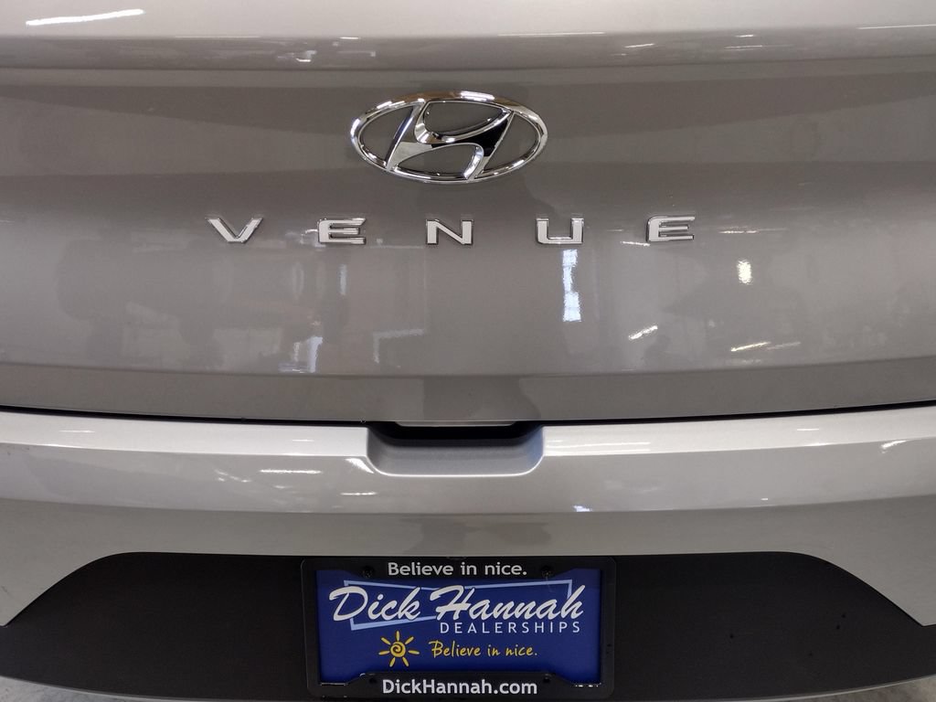 Certified 2026 Hyundai Venue SE FWD image 15