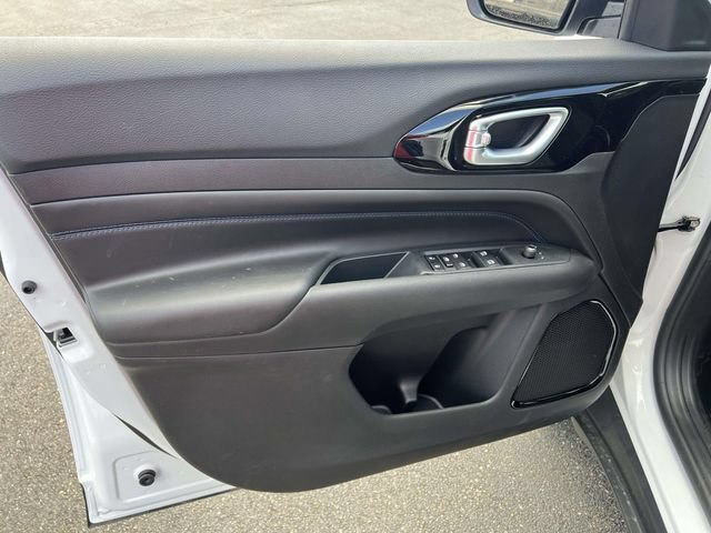 New 2026 Jeep Compass Latitude AWD/4WD image 12