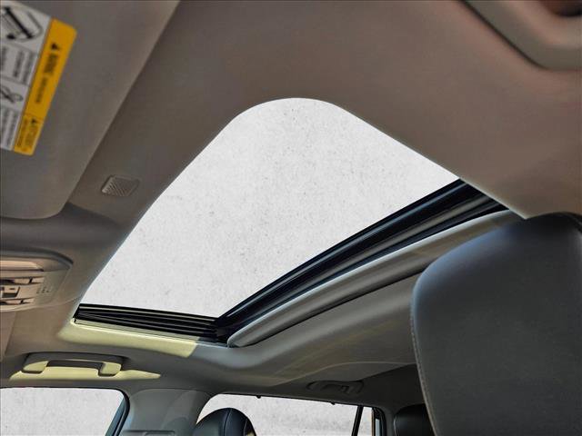 Used 2020 Toyota Highlander Limited image 19