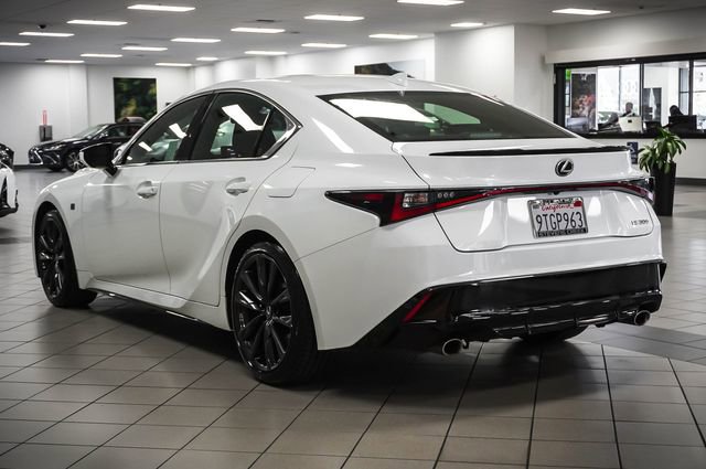 Certified 2025 Lexus IS 300 F Sport image 8