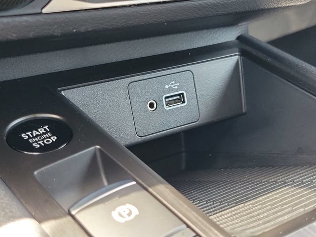 Certified 2025 Nissan Kicks S FWD image 29