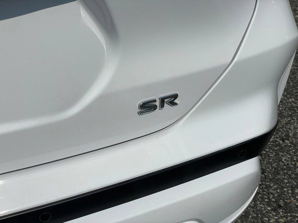 Certified 2021 Nissan Kicks SR w/ SR Premium Package FWD image 32