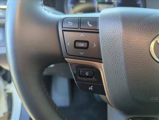 Used 2024 Toyota Crown XLE image 14