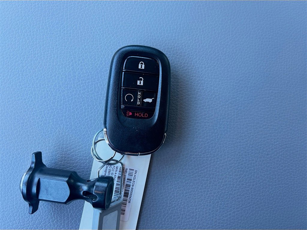 Used 2025 Honda Pilot EX-L image 34