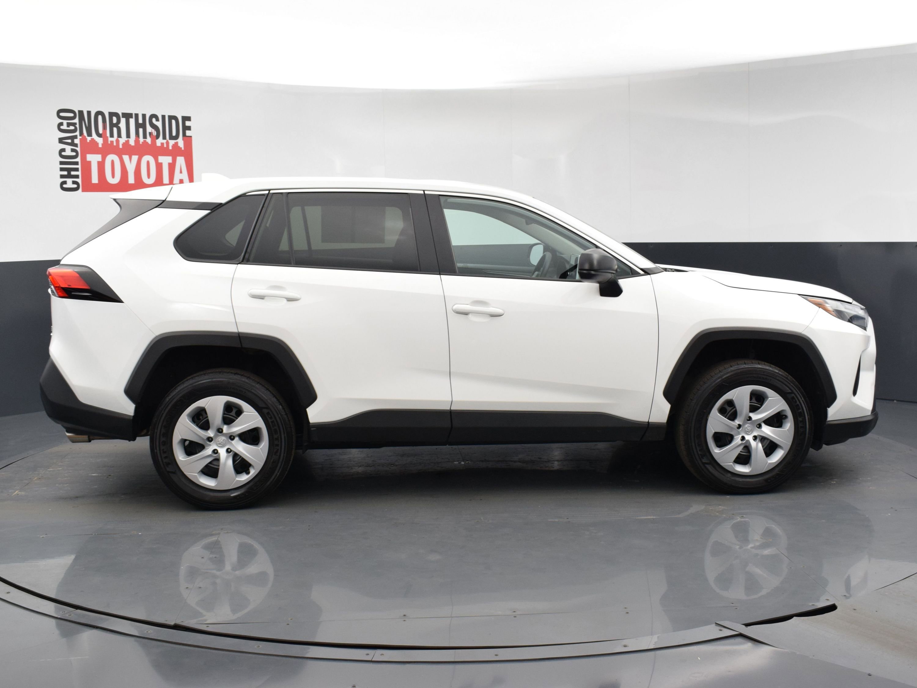 Used 2024 Toyota RAV4 LE image 5