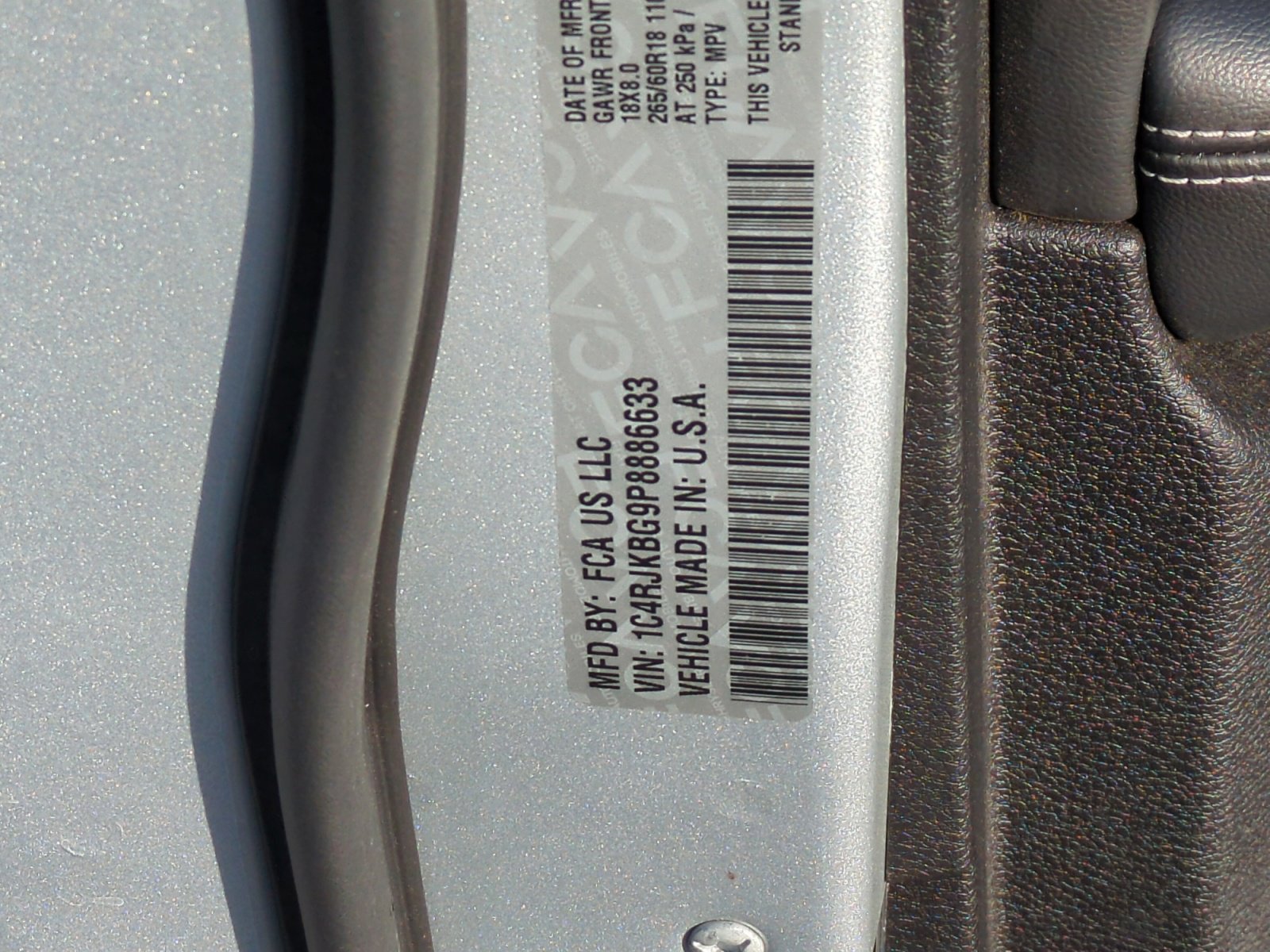 Used 2023 Jeep Grand Cherokee L Limited image 25