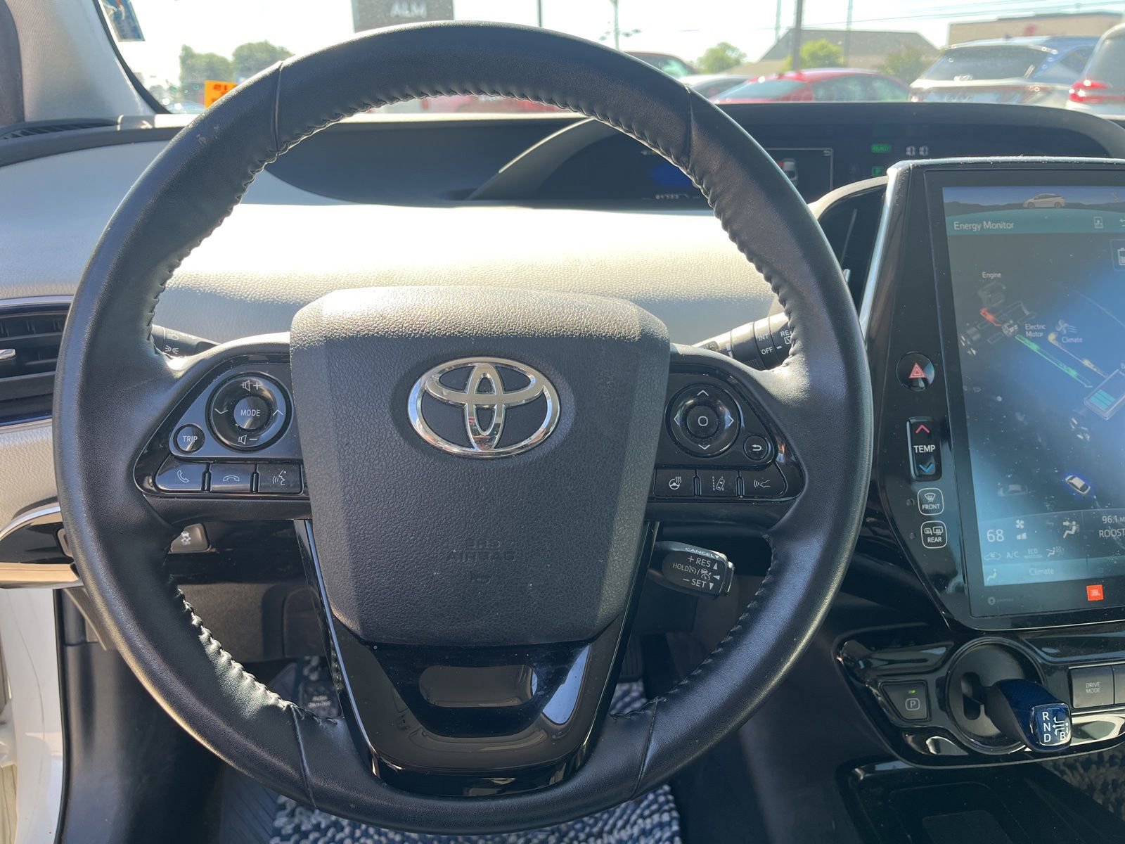Used 2019 Toyota Prius Limited FWD image 12