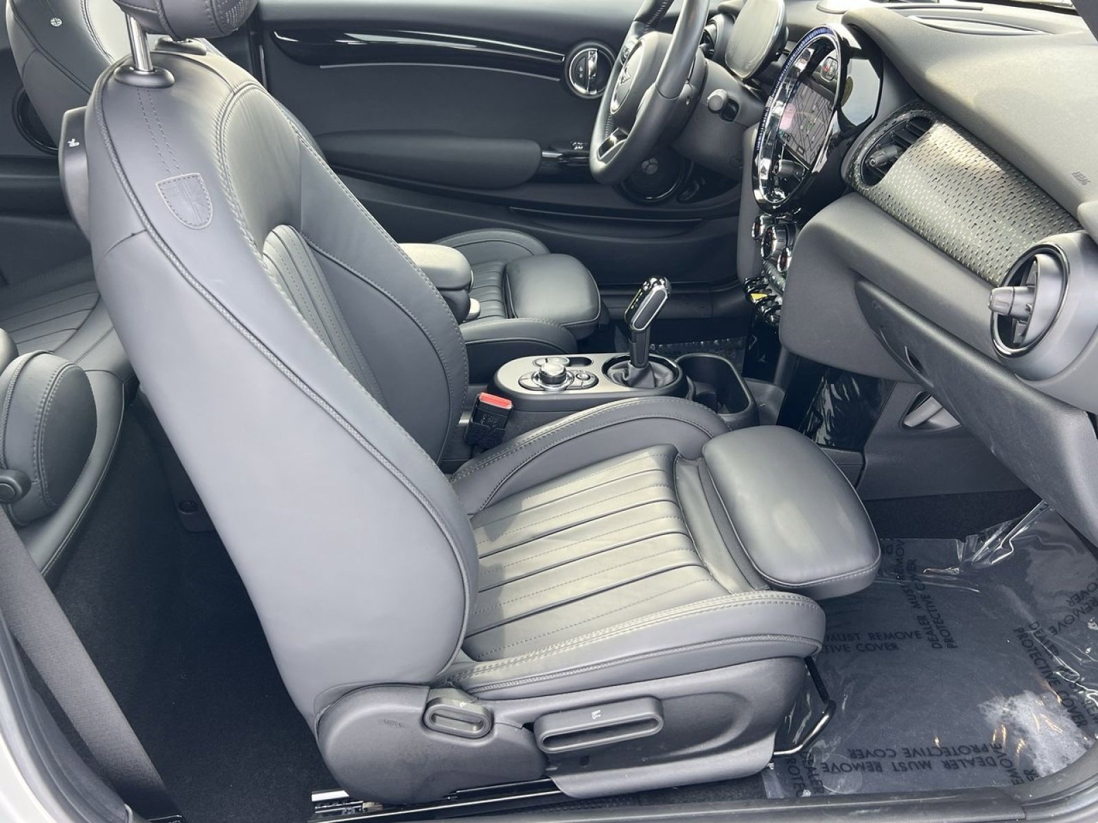 Used 2022 MINI Cooper SE image 26