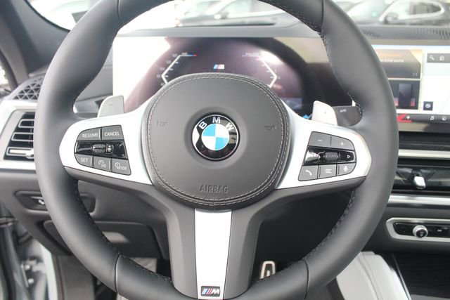 New 2026 BMW X6 xDrive40i w/ Climate Comfort Package image 15