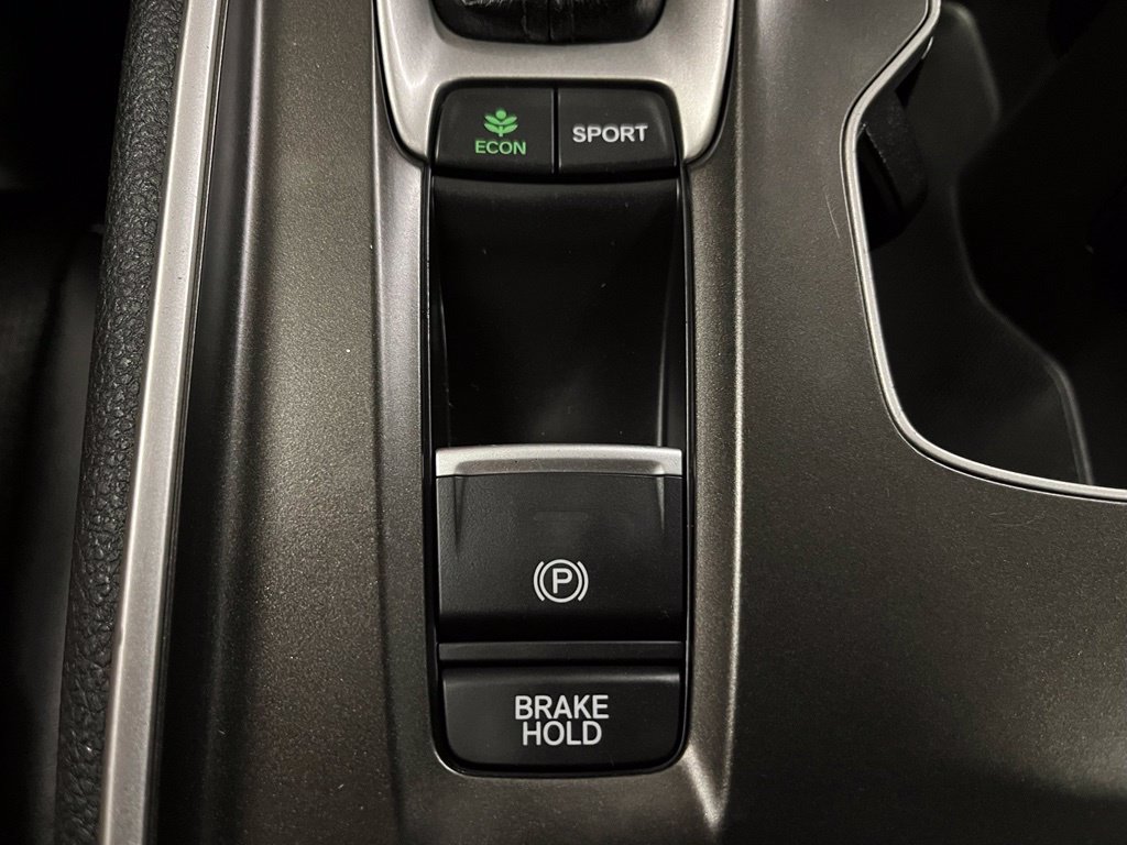 Used 2018 Honda Accord Sport image 12