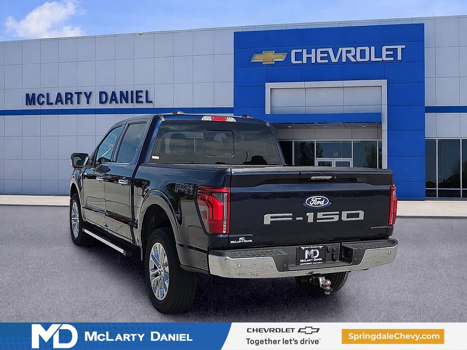 Used 2024 Ford F150 Lariat w/ FX4 Off-Road Package AWD/4WD image 4