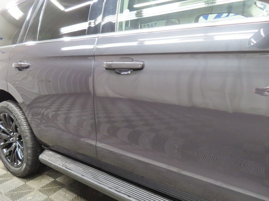 Used 2025 Ford Expedition Active image 37