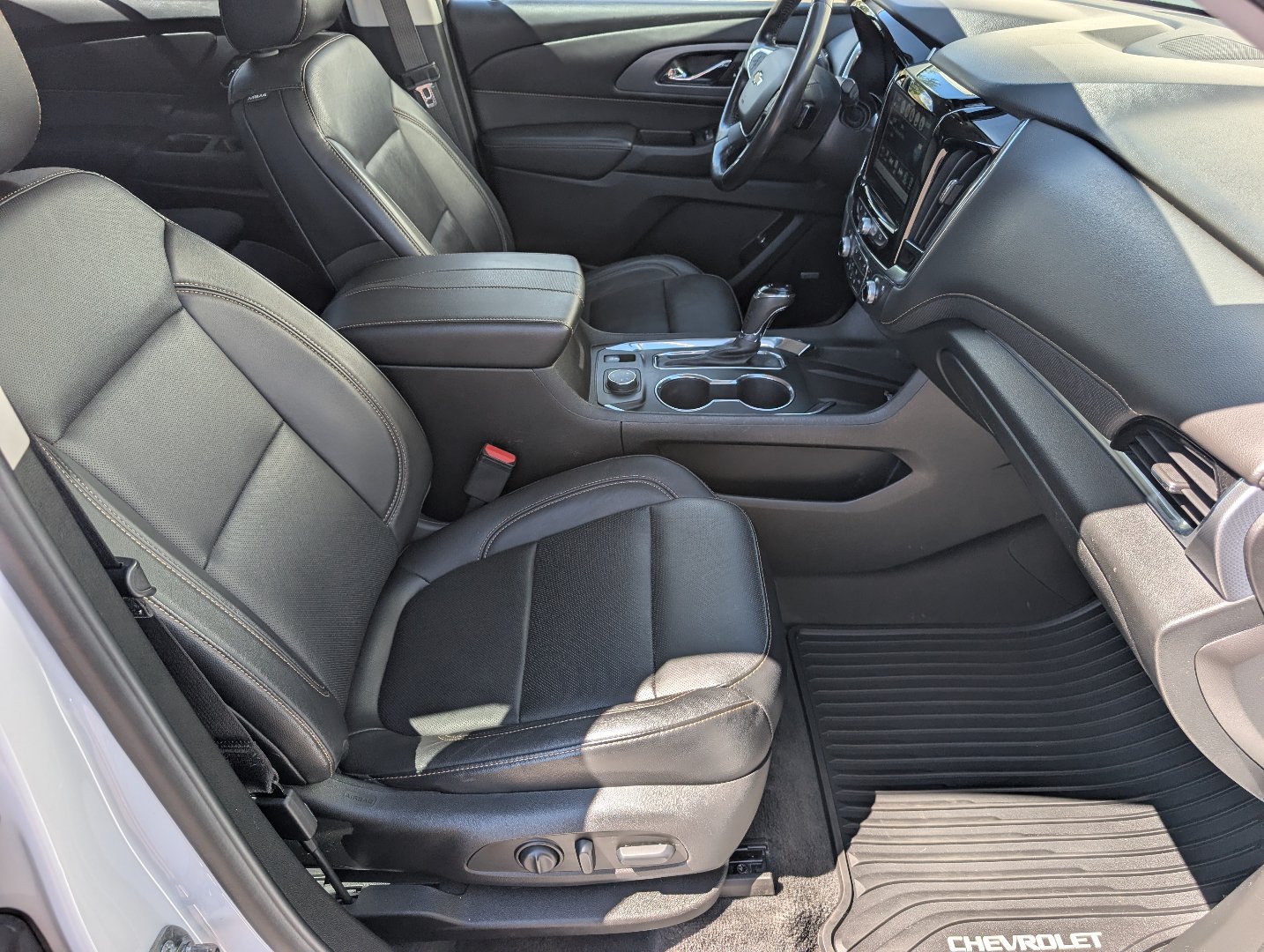 Used 2019 Chevrolet Traverse Premier AWD/4WD image 11
