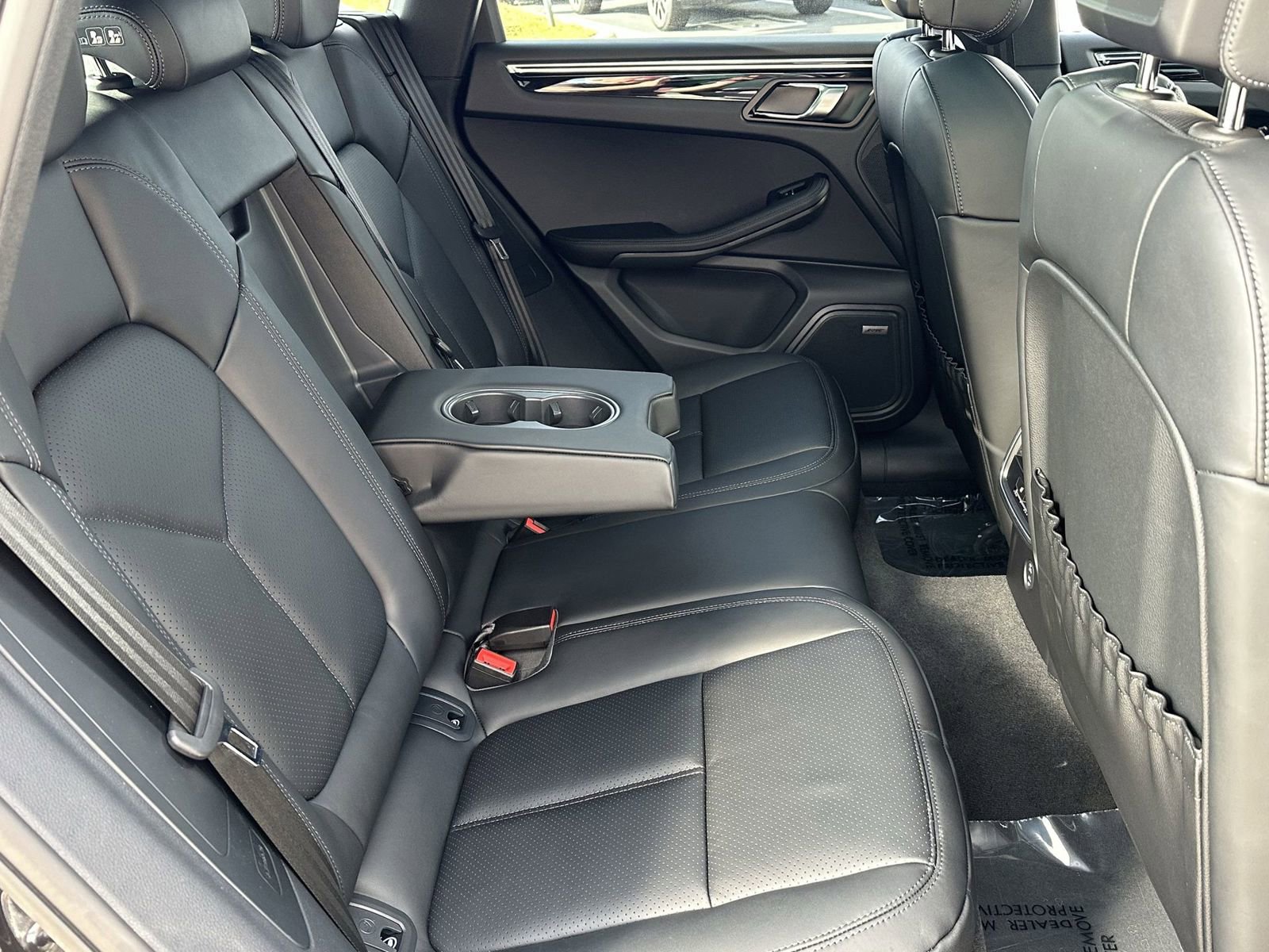 New 2026 Porsche Macan S AWD/4WD image 19