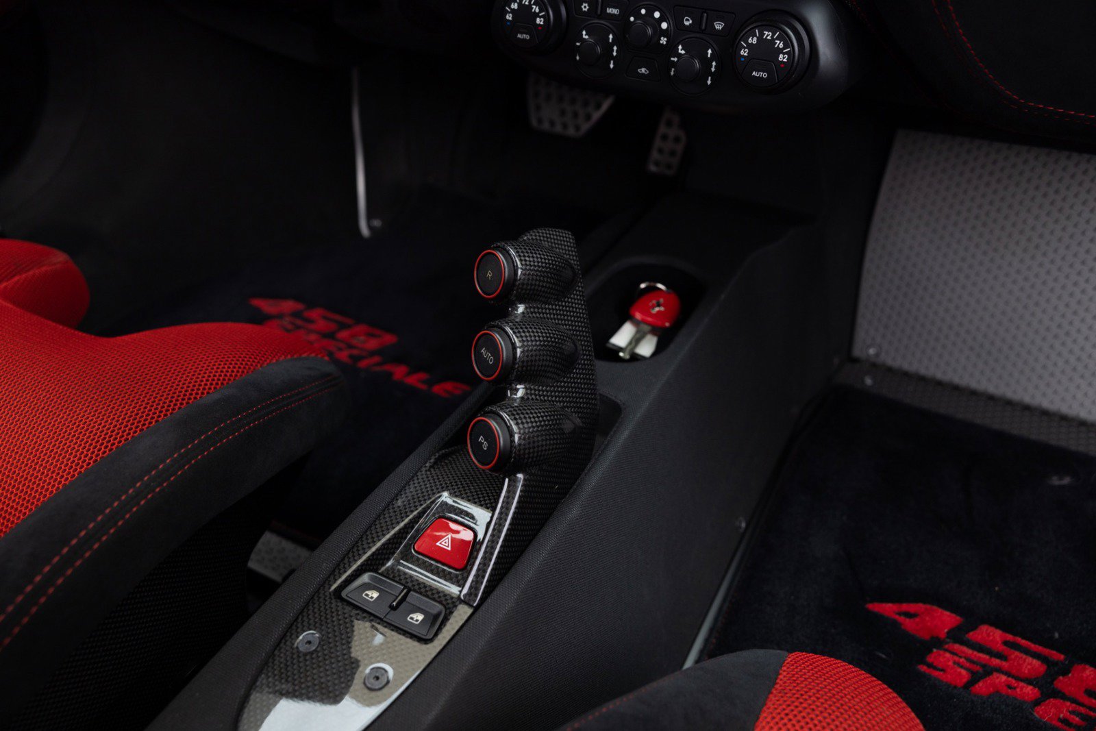 Used 2014 Ferrari 458 Speciale Coupe RWD image 66